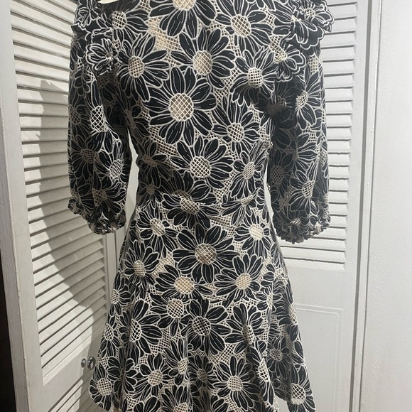 As seen in Succession, Sandro dress 38 - Picture 7 of 12